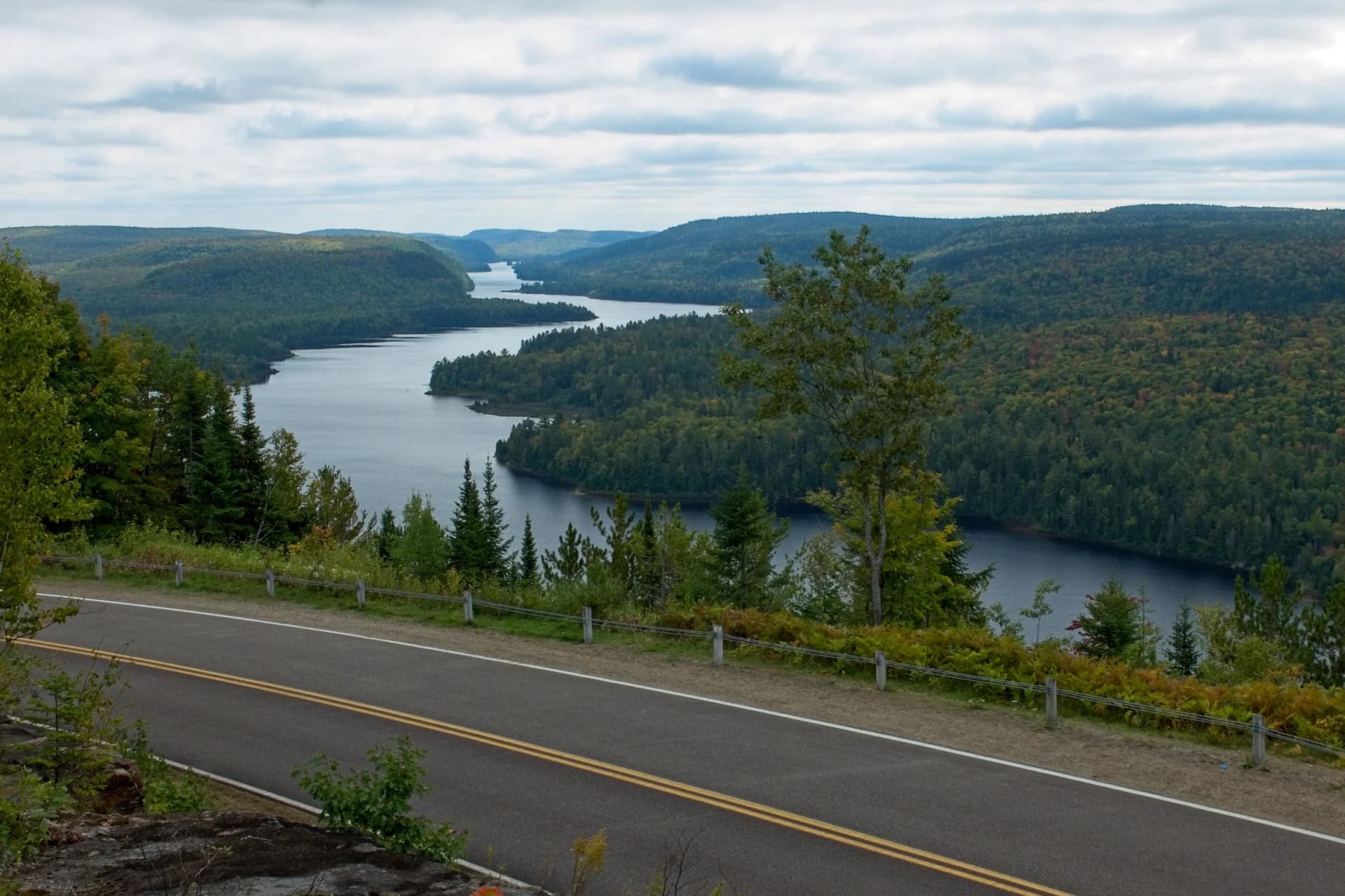 Autotour Canada — Sur les routes Québécoises
